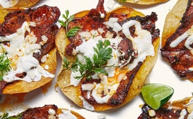 Kiaulienos 'Volcanes al Pastor' su sūriu ir čili