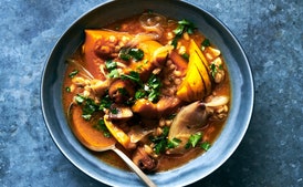 Troškinys su moliūgais 'Squash au Vin'